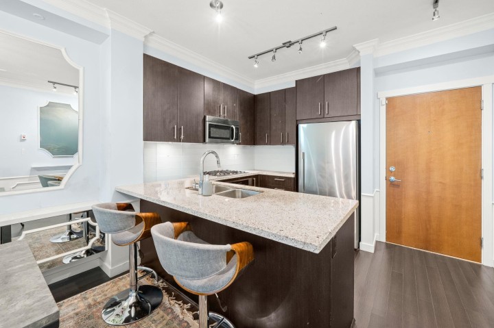 Photo 3 at 127 - 119 W 22nd Street, Central Lonsdale, North Vancouver