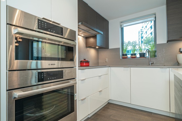 Photo 14 at 404 - 1688 Pullman Porter Street, Mount Pleasant VE, Vancouver West