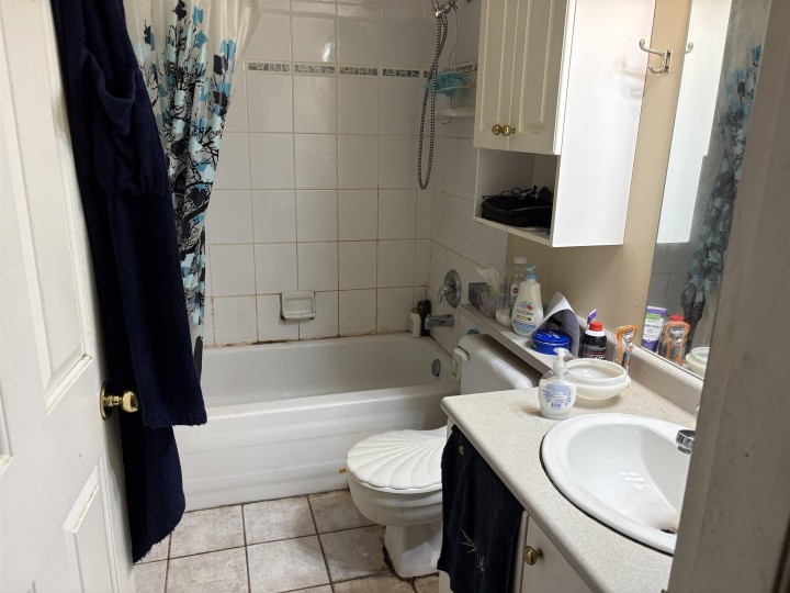 Photo 12 at 204 - 137 W 17th Street, Central Lonsdale, North Vancouver