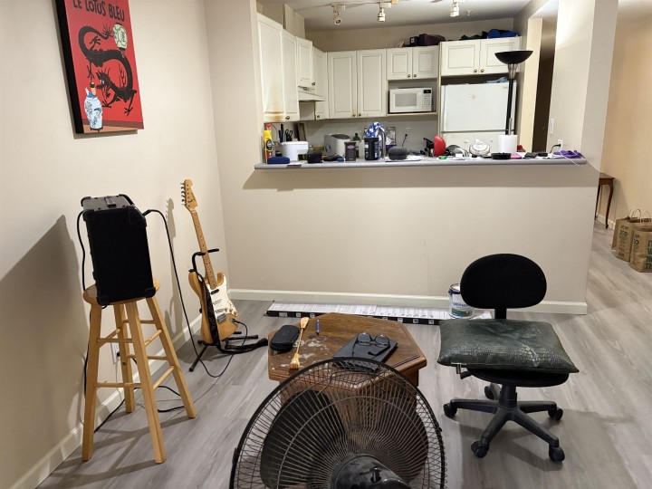 Photo 7 at 204 - 137 W 17th Street, Central Lonsdale, North Vancouver