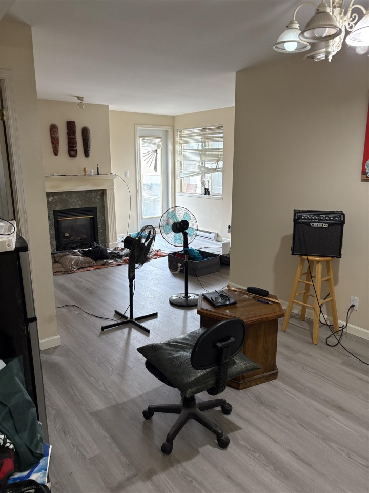 Photo 10 at 204 - 137 W 17th Street, Central Lonsdale, North Vancouver