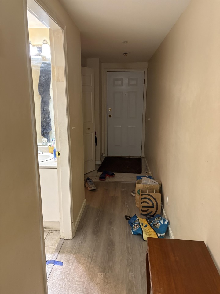 Photo 11 at 204 - 137 W 17th Street, Central Lonsdale, North Vancouver