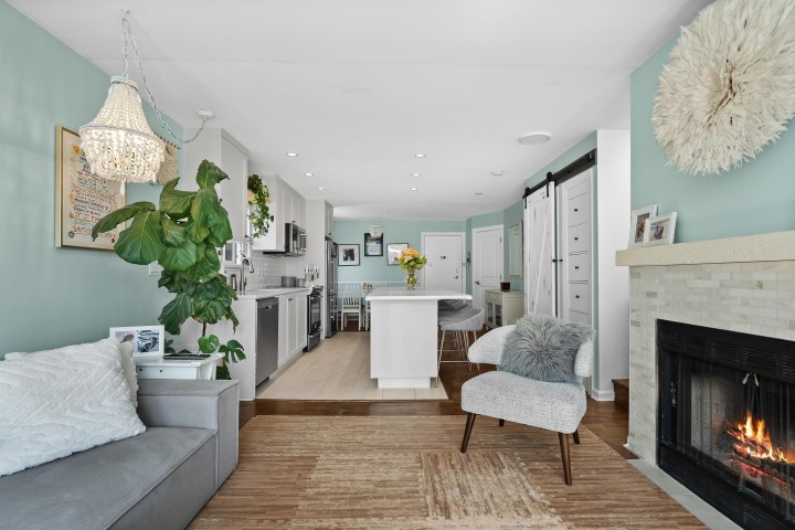 Photo 16 at 305 - 2110 Cornwall Avenue, Kitsilano, Vancouver West