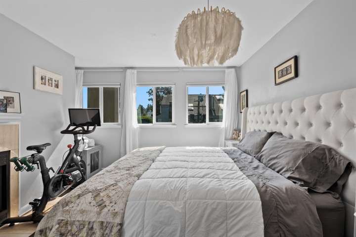 Photo 20 at 305 - 2110 Cornwall Avenue, Kitsilano, Vancouver West