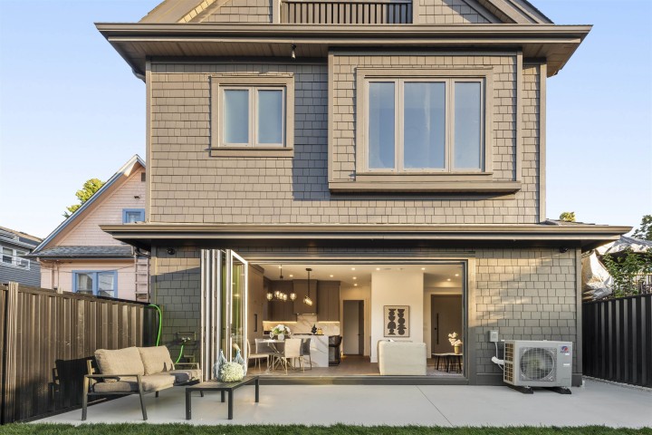 Photo 1 at 2 - 847 E 10th Avenue, Mount Pleasant VE, Vancouver East