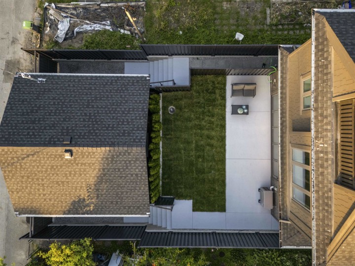 Photo 33 at 2 - 847 E 10th Avenue, Mount Pleasant VE, Vancouver East