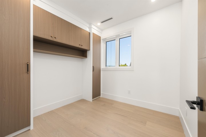 Photo 19 at 2 - 847 E 10th Avenue, Mount Pleasant VE, Vancouver East