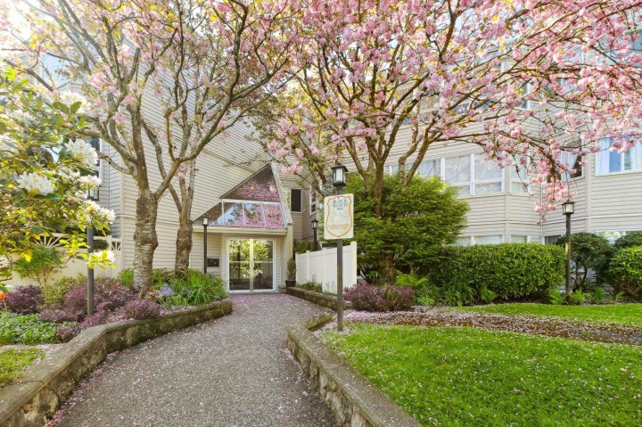 Photo 4 at 204 - 1155 Ross Road, Lynn Valley, North Vancouver