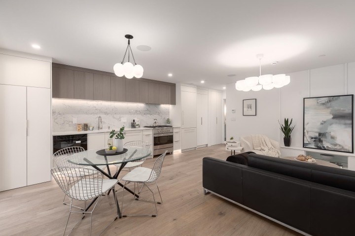 Photo 3 at 1143 W 33rd Avenue, Shaughnessy, Vancouver West