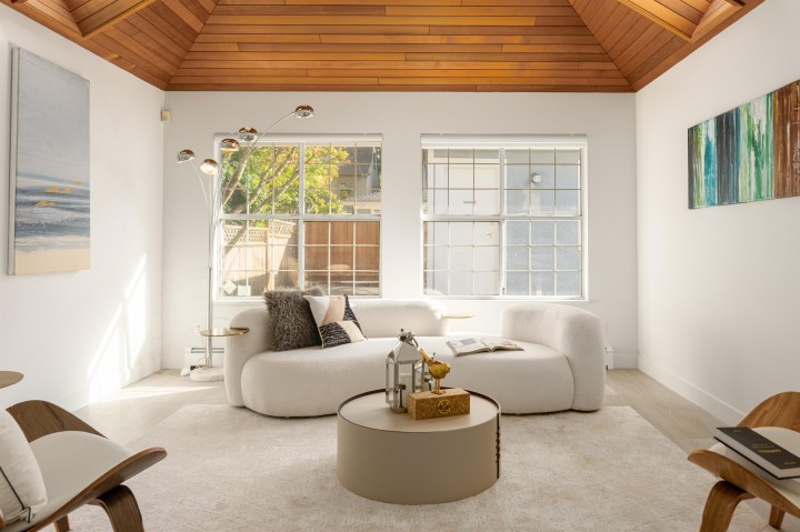 Photo 9 at 3330 W 21st Avenue, Dunbar, Vancouver West