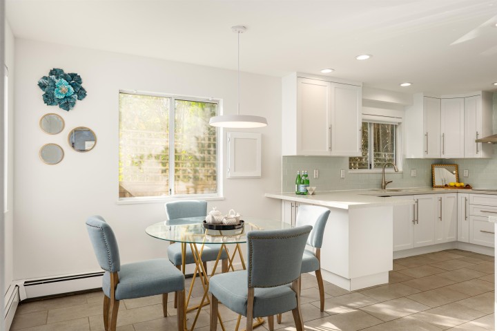 Photo 10 at 3330 W 21st Avenue, Dunbar, Vancouver West