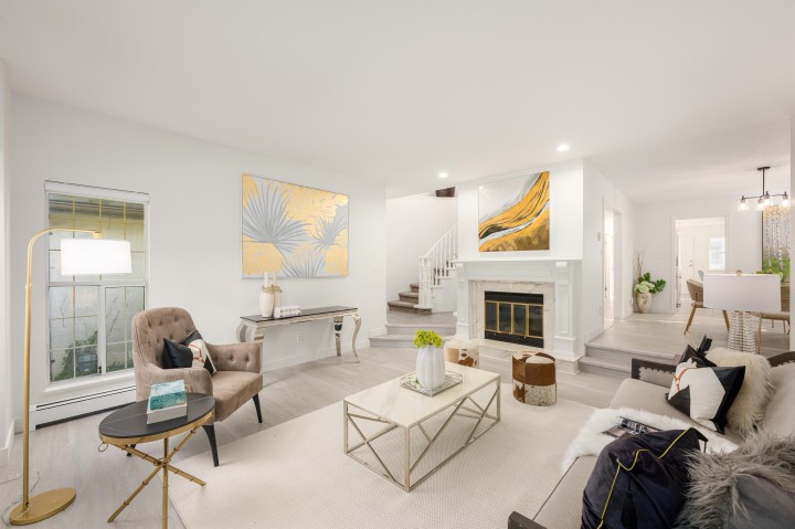 Photo 4 at 3330 W 21st Avenue, Dunbar, Vancouver West