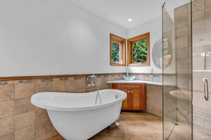 Photo 23 at 2901 Allan Road, Westlynn Terrace, North Vancouver