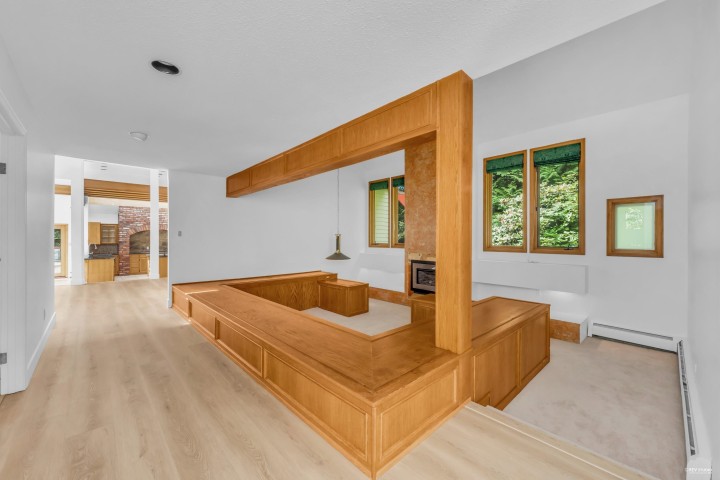 Photo 9 at 2901 Allan Road, Westlynn Terrace, North Vancouver