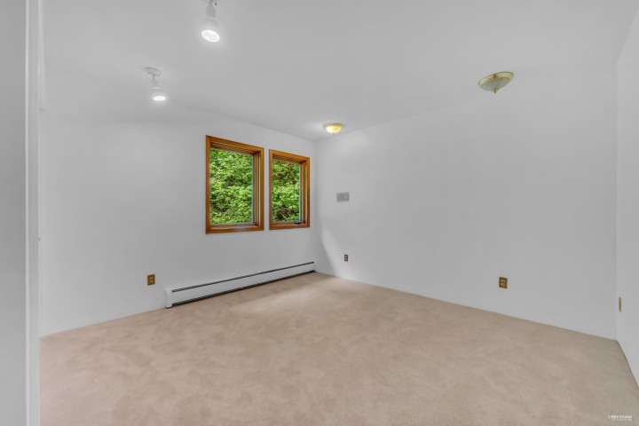 Photo 25 at 2901 Allan Road, Westlynn Terrace, North Vancouver