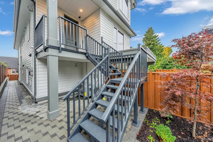 Photo 20 at 1 - 3090 Vanness Avenue, Collingwood VE, Vancouver East
