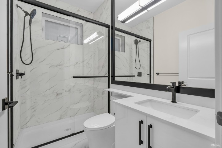 Photo 8 at 1 - 3090 Vanness Avenue, Collingwood VE, Vancouver East