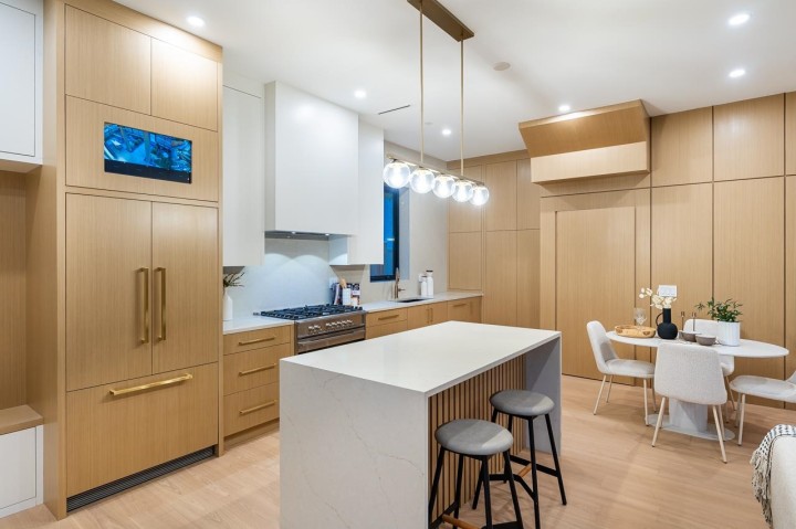 Photo 5 at 487 E 31st Avenue, Fraser VE, Vancouver East