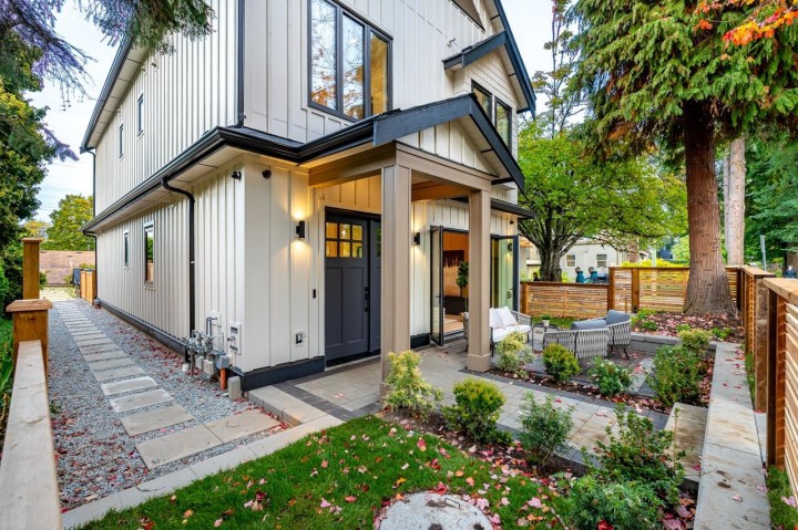 Photo 4 at 487 E 31st Avenue, Fraser VE, Vancouver East