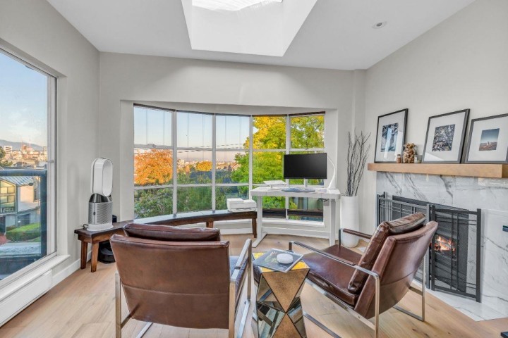 Photo 12 at 402 - 2216 W 3rd Avenue, Kitsilano, Vancouver West