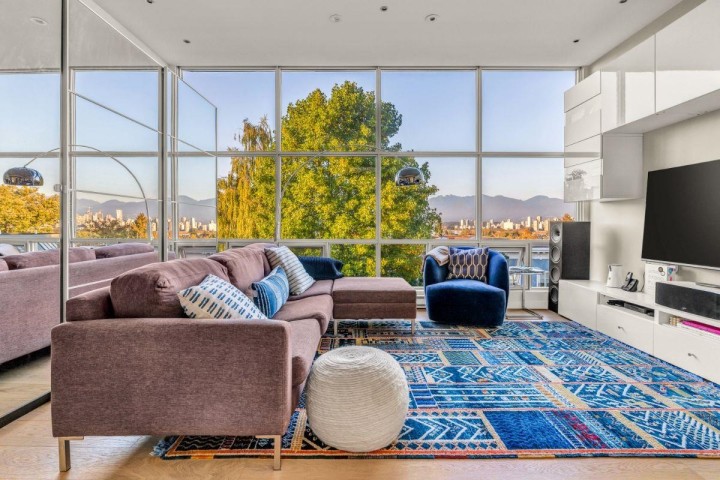 Photo 3 at 402 - 2216 W 3rd Avenue, Kitsilano, Vancouver West