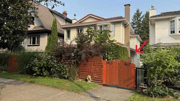 Photo 1 at 963 E 11th Avenue, Mount Pleasant VE, Vancouver East