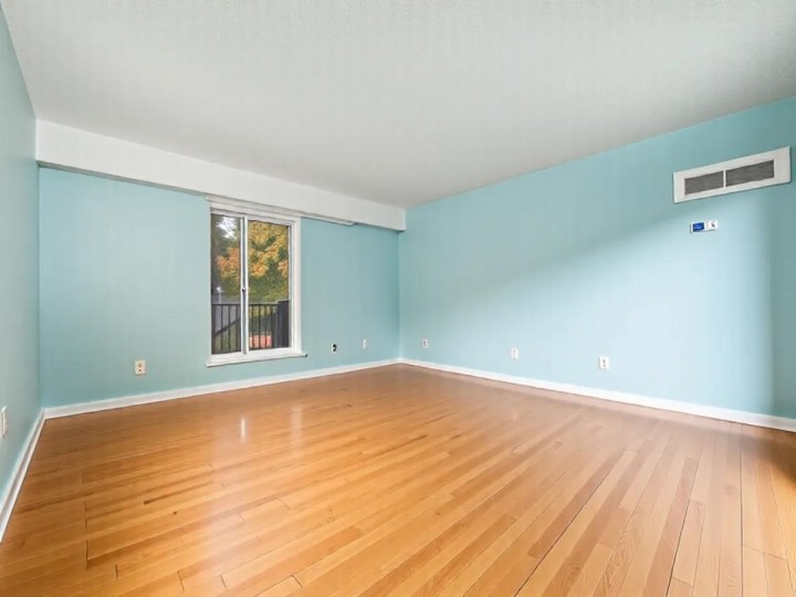 Photo 9 at 1609 Bewicke Avenue, Mosquito Creek, North Vancouver