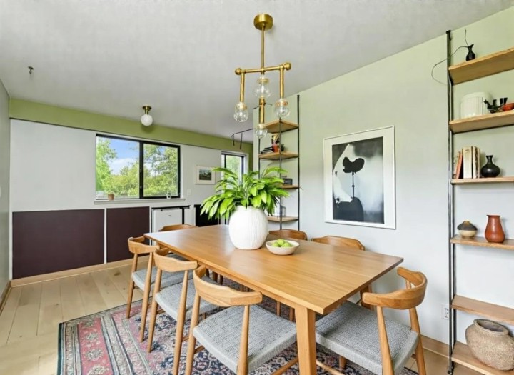 Photo 4 at 1609 Bewicke Avenue, Mosquito Creek, North Vancouver