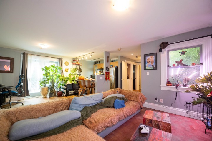 Photo 31 at 1119 Pendrell Street, West End VW, Vancouver West