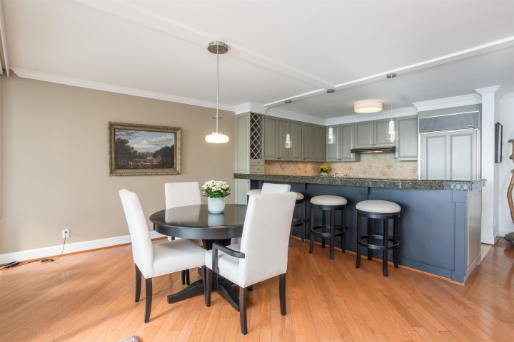 Photo 6 at 902 - 2135 Argyle Avenue, Dundarave, West Vancouver