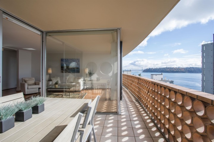 Photo 1 at 902 - 2135 Argyle Avenue, Dundarave, West Vancouver