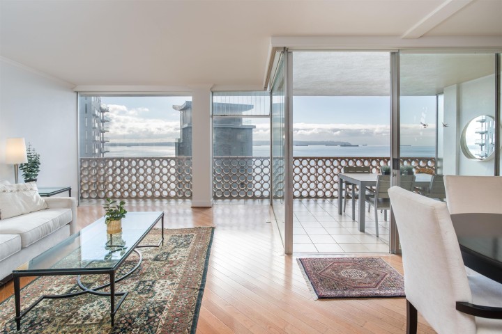 Photo 5 at 902 - 2135 Argyle Avenue, Dundarave, West Vancouver