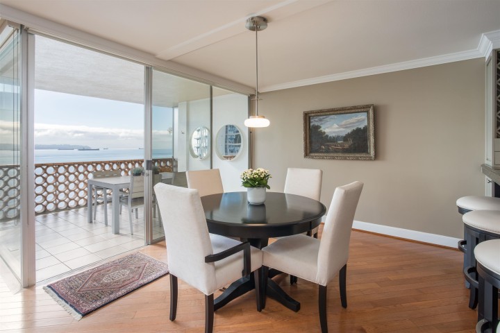 Photo 10 at 902 - 2135 Argyle Avenue, Dundarave, West Vancouver