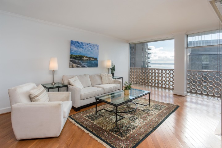 Photo 15 at 902 - 2135 Argyle Avenue, Dundarave, West Vancouver