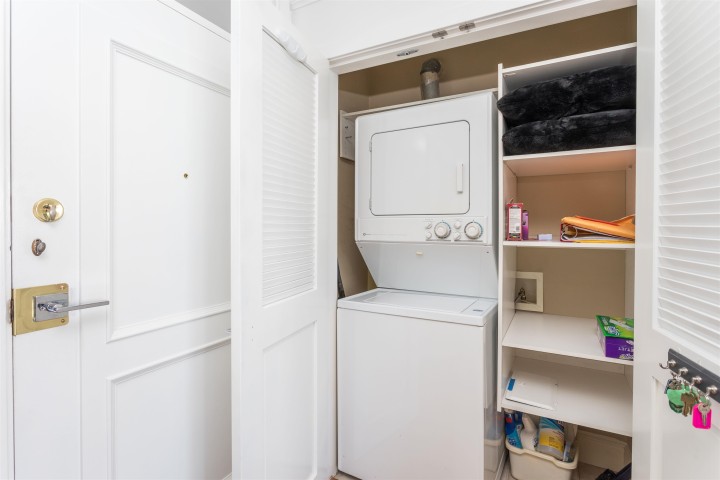 Photo 25 at 902 - 2135 Argyle Avenue, Dundarave, West Vancouver