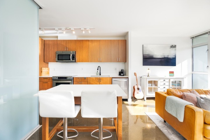 Photo 6 at 318 - 221 Union Street, Strathcona, Vancouver East