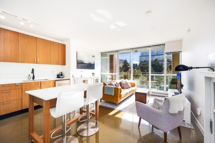 Photo 1 at 318 - 221 Union Street, Strathcona, Vancouver East