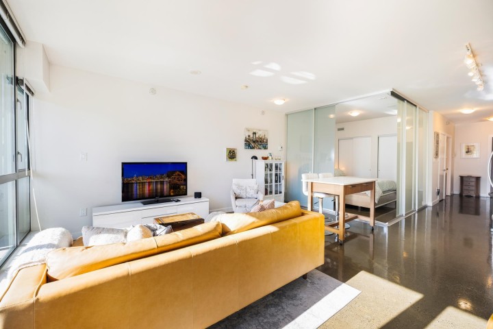 Photo 10 at 318 - 221 Union Street, Strathcona, Vancouver East