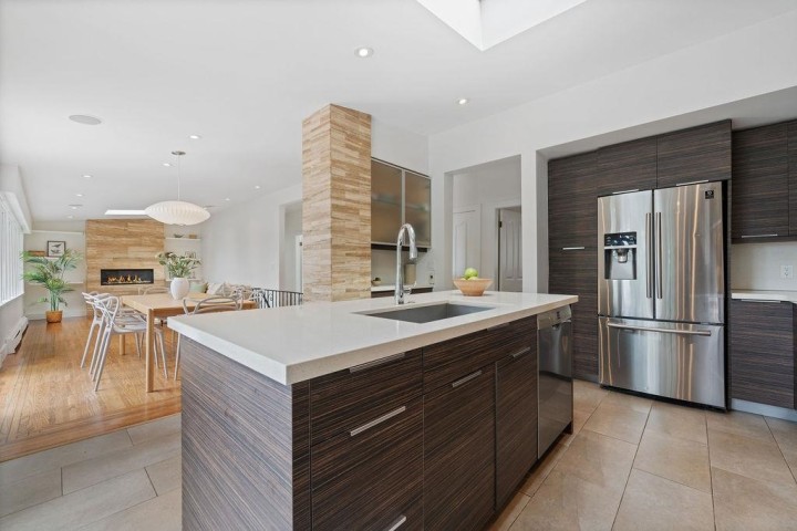 Photo 6 at 727 Crystal Court, Canyon Heights NV, North Vancouver