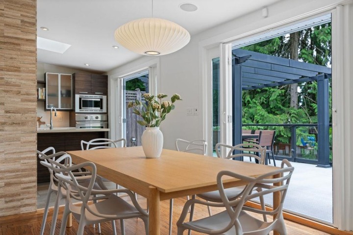 Photo 9 at 727 Crystal Court, Canyon Heights NV, North Vancouver