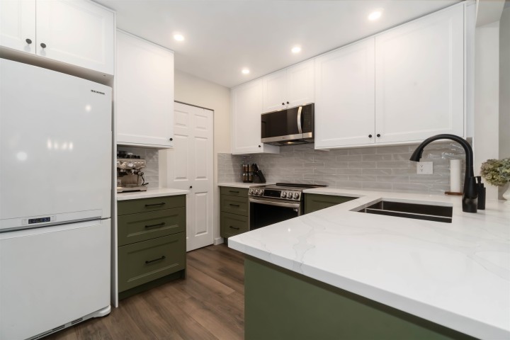 Photo 9 at 310 - 1000 Bowron Court, Roche Point, North Vancouver