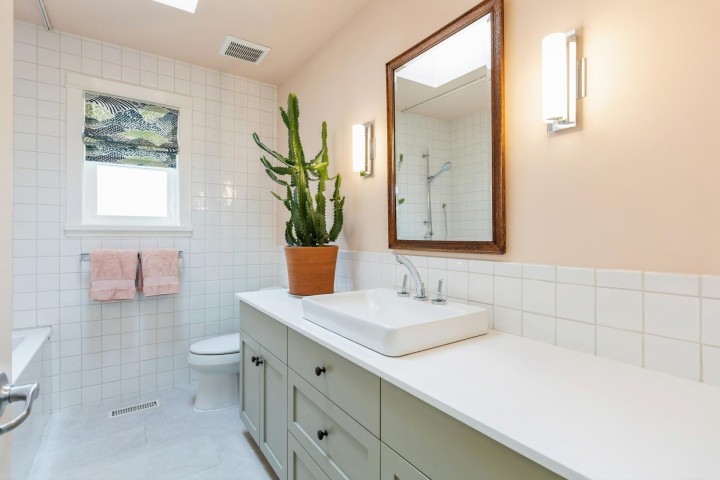 Photo 28 at 458 E 21st Street, Boulevard, North Vancouver