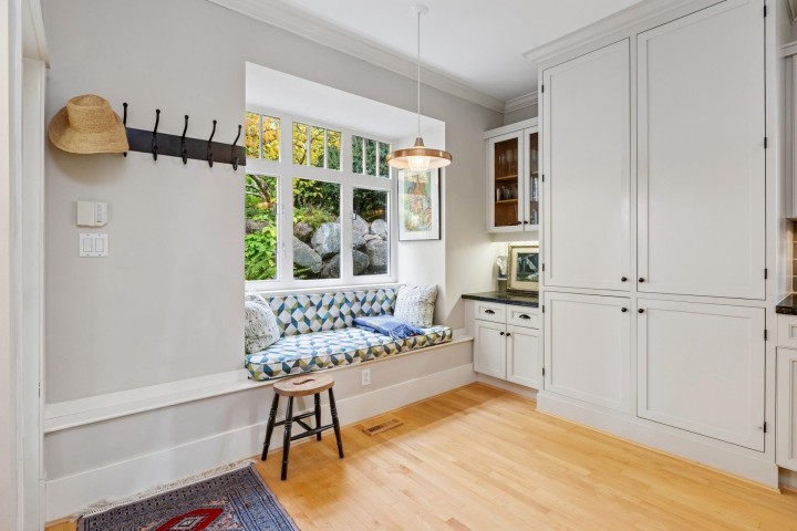 Photo 14 at 458 E 21st Street, Boulevard, North Vancouver