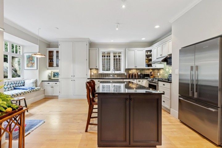 Photo 11 at 458 E 21st Street, Boulevard, North Vancouver