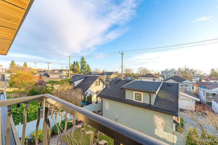 Photo 23 at 146 W 40th Avenue, Cambie, Vancouver West