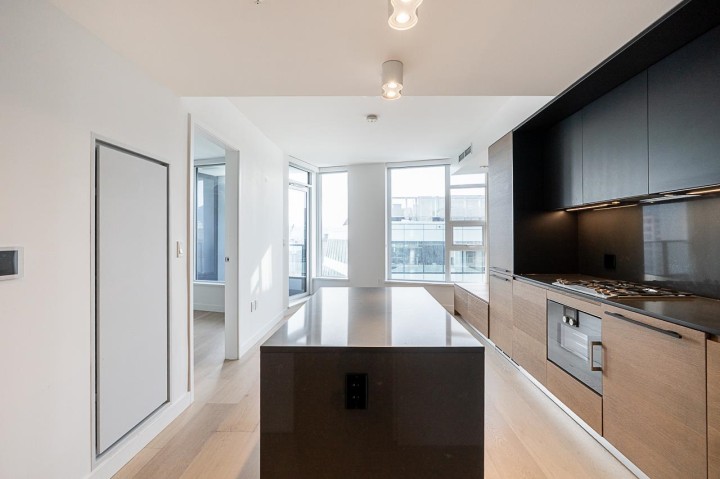 Photo 3 at 2102 - 1289 Hornby Street, Downtown VW, Vancouver West