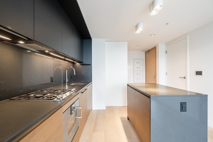 Photo 5 at 2102 - 1289 Hornby Street, Downtown VW, Vancouver West