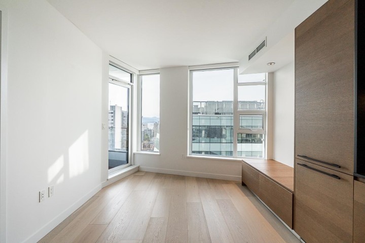 Photo 9 at 2102 - 1289 Hornby Street, Downtown VW, Vancouver West