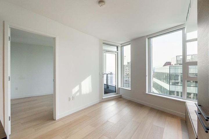 Photo 10 at 2102 - 1289 Hornby Street, Downtown VW, Vancouver West