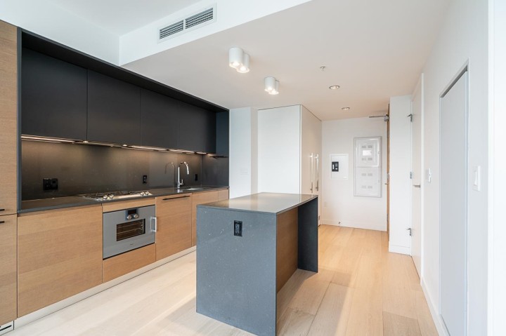 Photo 4 at 2102 - 1289 Hornby Street, Downtown VW, Vancouver West